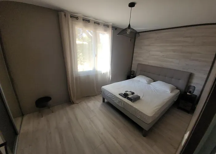 Apartment T2 Bord De Mer - Les Embruns Hyeres